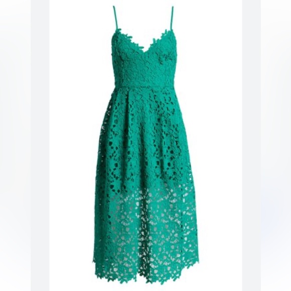 Astr Dresses & Skirts - NWOT ASTR the Label lace midi dress X Revolve